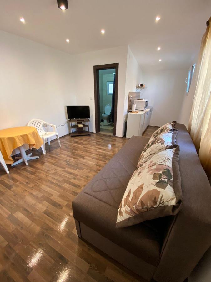Apartmani Lala 2 Canj Luaran gambar